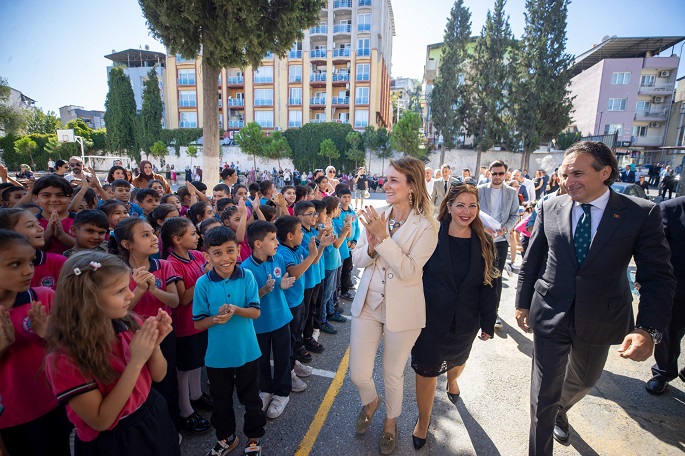 Başkan Mutlu İlköğretim Haftası’nı Öğrencilerle Birlikte Kutladı