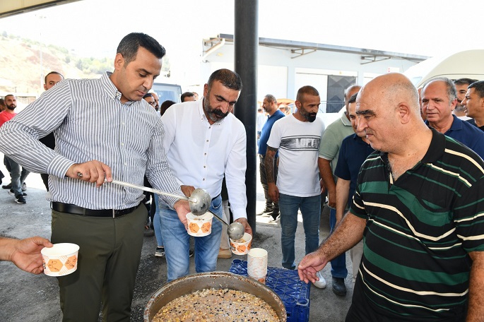 Başkan Yıldız’dan Personele Aşure İkramı