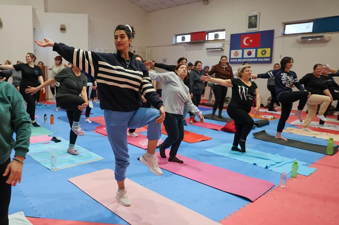 Bucalı kadınlar güne zinde başlıyor