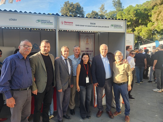 İESOB Standı Bornova Kariyer Günleri’nde İlgi Gördü