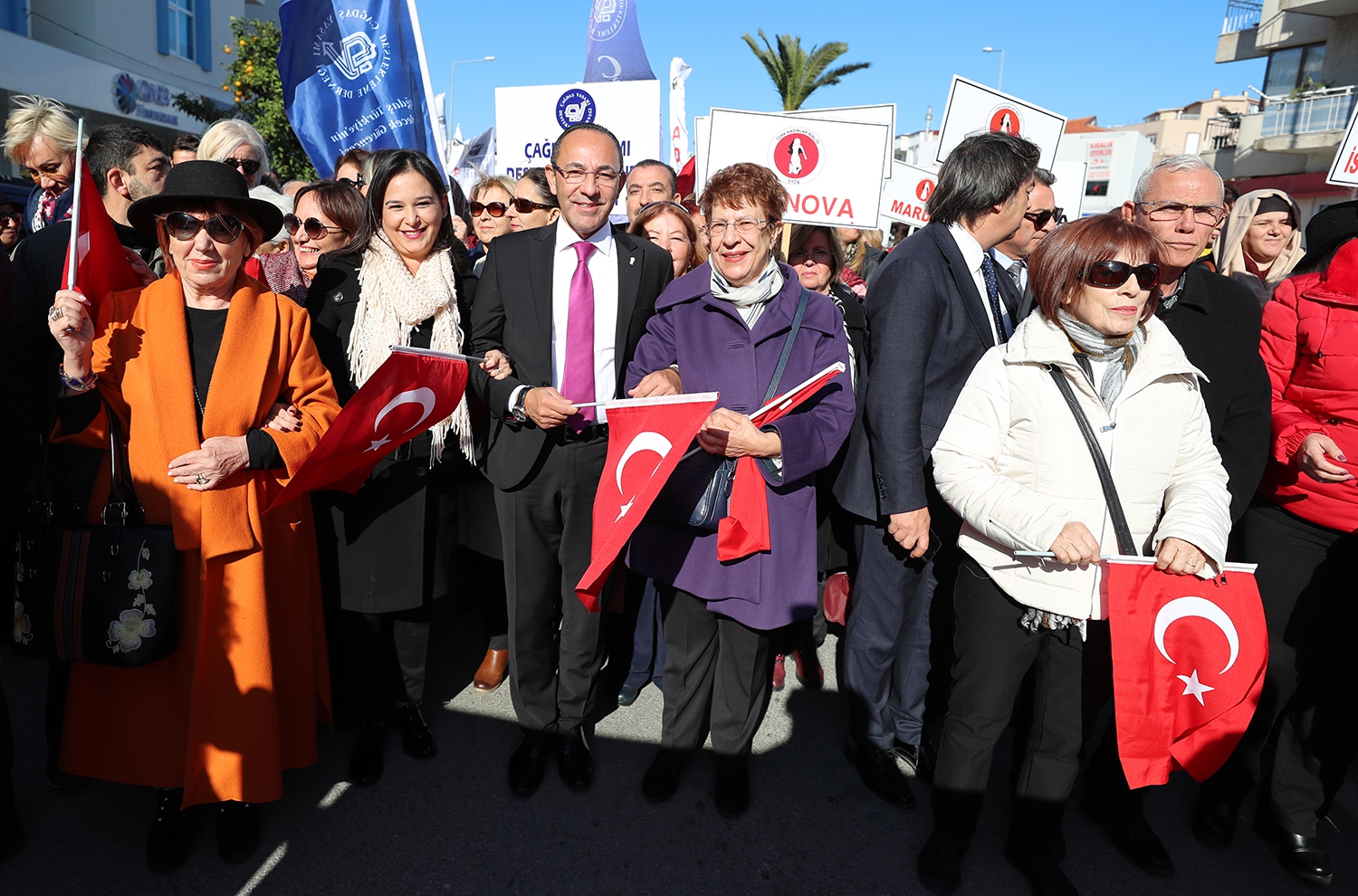 Urla’da Kadın Hakları Günü Kutlandı